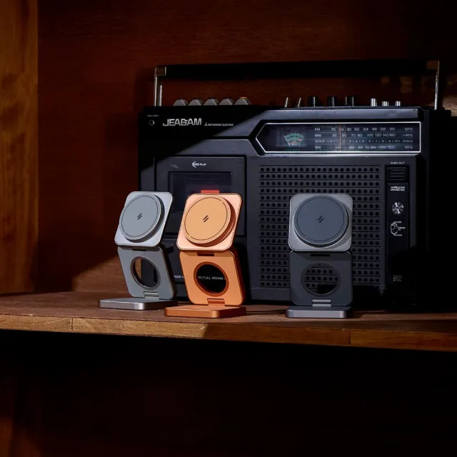 【ADAM 亞果元素】Mag 3 Ultra Qi2.2 25W 折疊式三合一無線充電座(無線/Magsafe)