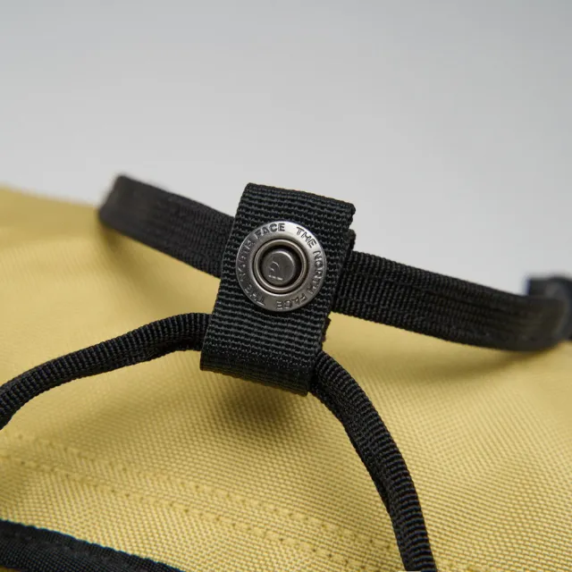 【The North Face】TNF 休閒 運動 側背包 小包 W MINI BASECAMP SHOULDER BAG - AP 男 女 棕 (NF0A5JYTG66)