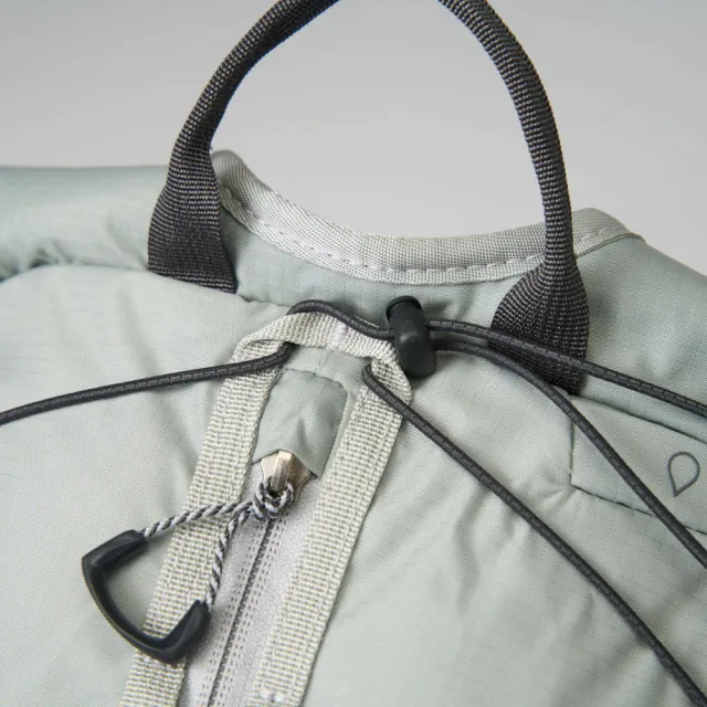【The North Face】TNF 休閒 運動 DWR防潑水舒適背負後背包 BOREALIS TRAIL 16 男 女 灰 (NF0A8HRZRO5)