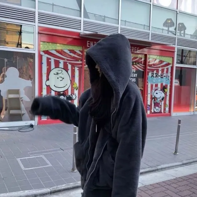 【Uicy】韓國版寬鬆加厚毛毛外套 外套 防曬外套 女裝 上衣 衣 J157