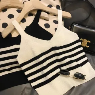 【Uicy】韓版舒適條紋針織背心 小可愛背心衣服女裝上衣 V330