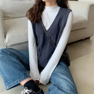 【Uicy】韓版麻花V領無袖針織背心 小可愛外套 背心衣服女裝 S88