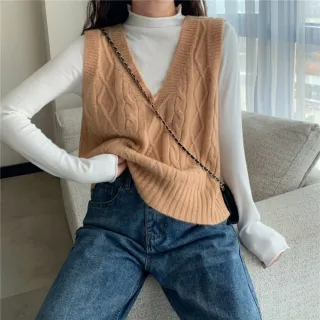 【Uicy】韓版麻花V領無袖針織背心 小可愛外套 背心衣服女裝 S88