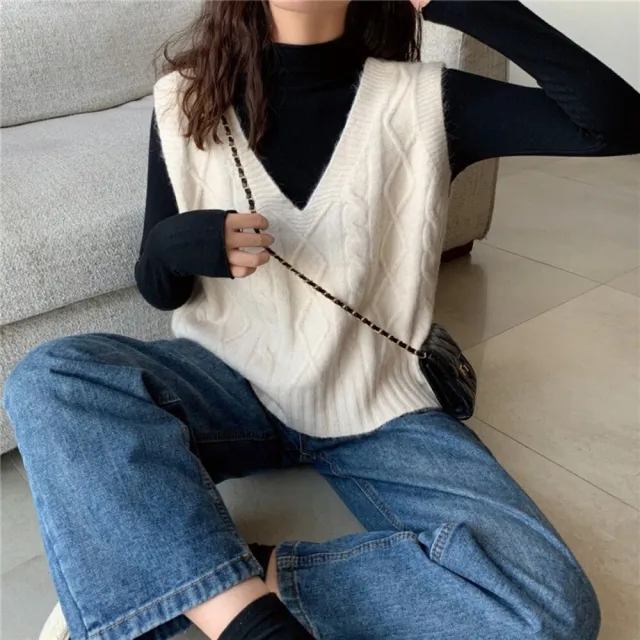 【Uicy】韓版麻花V領無袖針織背心 小可愛外套 背心衣服女裝 S88