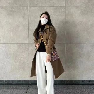 【Uicy】韓版牛角扣大衣 外套防曬外套女裝上衣衣服 J263