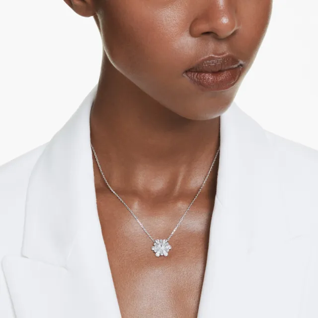 【SWAROVSKI 施華洛世奇】官方直營 Idyllia 鏈墜 雪花 鍍白金色 | 5691484