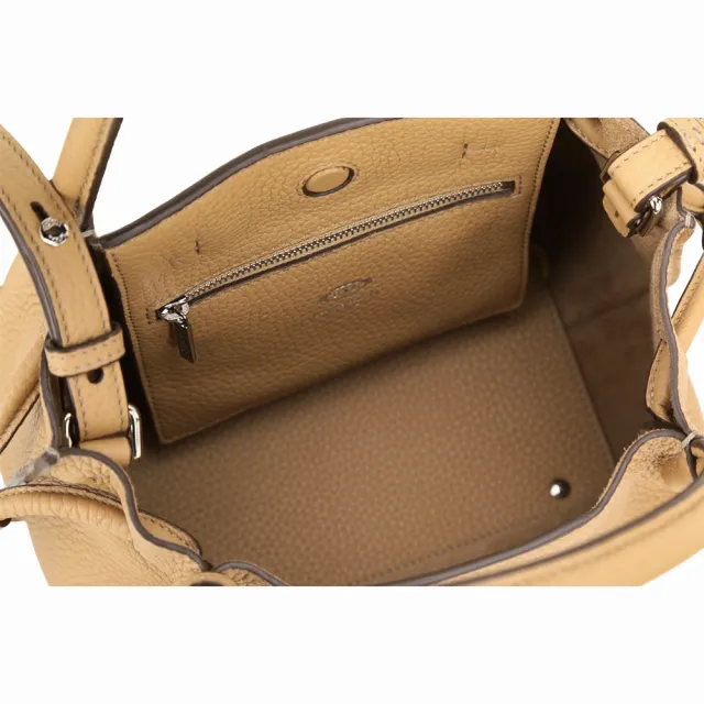 【TOD’S】TODS 小型 T字荔紋牛皮手提/斜背抽繩水桶包-駝色(義大利手工皮革)