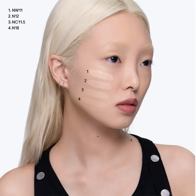 【M.A.C】立體輪廓提拉組(霧絲絨氣墊粉餅+輕親雲霧唇頰慕斯5ml)