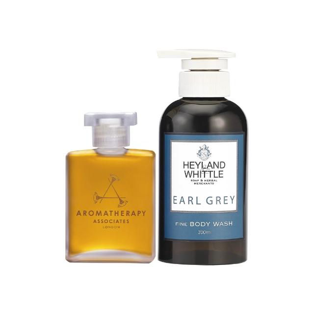 AA英國皇家芳療 精油沐浴油 AA英國皇家芳療明星精油沐浴油寵愛組,包含55mL與200mL容量,提供輕盈舒緩、晚間舒緩、怡神、舒緩舒肌、明煥晨曉、明煥夕霞、舒和清爽、舒和薰衣草辣薄荷、舒和平衡、心能量、心靈之沐、歡沁玫瑰等多種香調選擇。此組合為公司貨,一般包裝,適合日常使用與收藏。沐浴油與泥膜組合,讓您享受完整的芳香療法護理體驗,舒緩壓力、放鬆身心,帶來愉悅的沐浴感受。