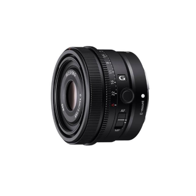  SONY 索尼 SEL50F25G FE 50mm F2.5 G 是一款高品質廣角變焦與標準變焦鏡頭，專為 Sony E-mount 全片幅相機設計，提供銳利畫質與輕巧設計。作為公司貨正品，適合攝影愛好者捕捉日常與專業影像，優異光圈與自動對焦功能，讓創作更輕鬆。 