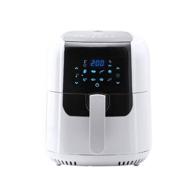  鍋寶 AF-6071W 空氣炸鍋，中國製造，尺寸長37.5x寬28.5x高33.5cm，重量4.4kg，2公升以上容量，110V/60Hz電壓，消耗功率1000W以上。提供1年保固，BSMI許可字號R37024。健康烹飪首選，無油炸美味，適閤家庭使用，提升廚房效率。鍋寶空氣炸鍋系列，高效節能，易清潔設計，讓您輕鬆享受低脂美食。 