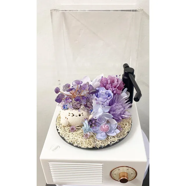 【OSTARA FLORIST 奧斯塔拉花藝】復古轉盤留聲機水晶樹豆丁花禮(水晶樹、永生花、花禮)