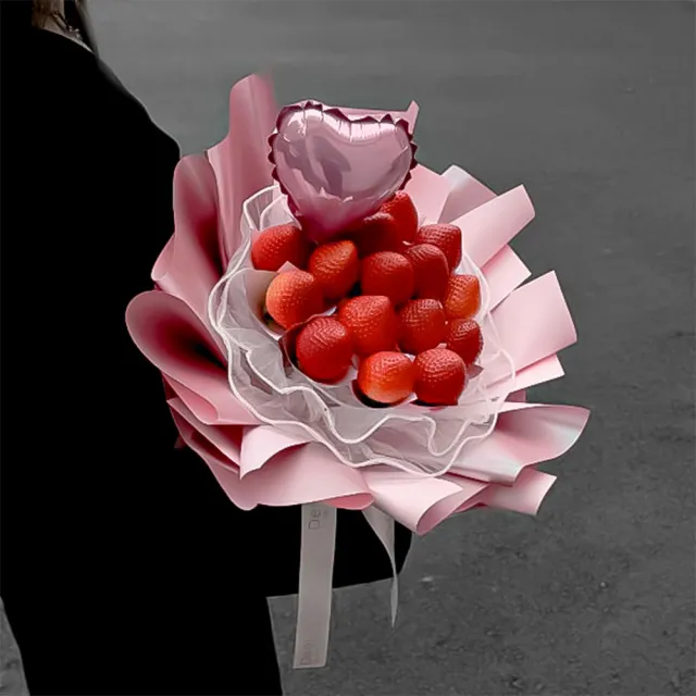 【MyDearStrawberries】Very Ruby 發光草莓花束禮盒組(水果花束/情人節/告白/生日禮物/超人氣花束/草莓)