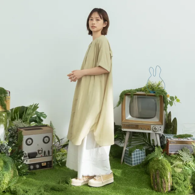 【MOSS CLUB】圓領開襟後拼接荷葉邊襯衫洋裝 黑 綠(魅力商品)