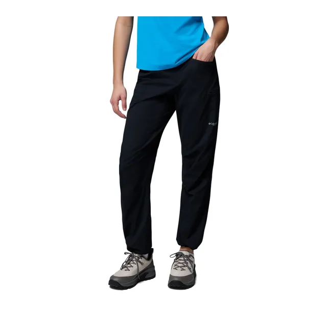 【Columbia 哥倫比亞】女款-防潑水長褲-Cosmiques Pro™Nylon Pant-黑色(UAR90600BK/KS)
