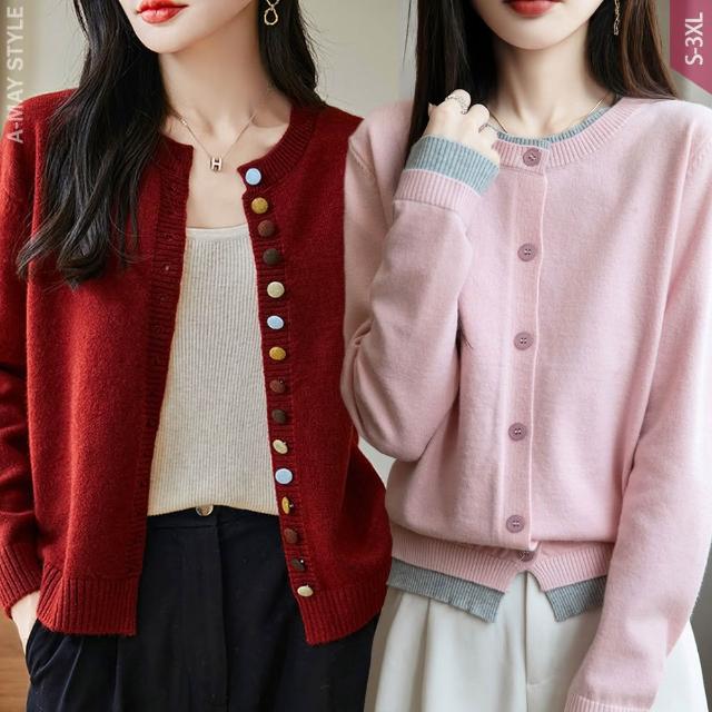 【Amay Style 艾美時尚】中大尺碼女裝 針織衫 純色圓領排釦舒適感針織外套。S-3XL(兩款10色.預購)