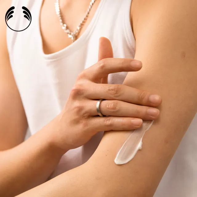 【THE BODY SHOP 美體小舖】乳油木果修護身體潤膚乳-200ML(身體乳)