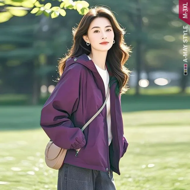 【Amay Style 艾美時尚】中大尺碼女裝 衝風衣外套 純色休閒舒適顯瘦衝風衣連帽外套。M-3XL(4色.預購)