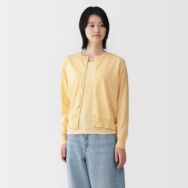 【MUJI 無印良品】女強撚棉圓領開襟衫(柔白/深灰/黑色/米黃/淺粉/淺綠/黃色/煙燻綠)