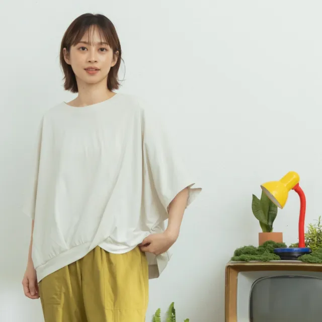 【MOSS CLUB】親膚涼感棉扭轉打褶寬鬆蝙蝠短袖T恤 黑 白 駝