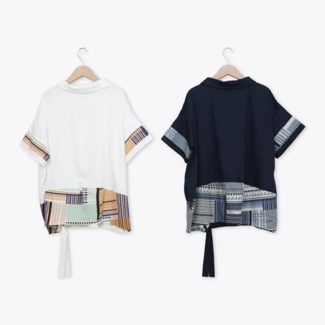 【MOSS CLUB】幾何布花拼接半門襟綁帶上衣 藍 白(魅力商品)