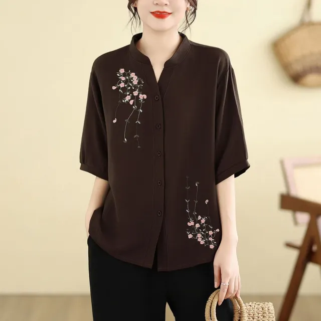 【AKARA】和風棉麻繡花精緻五分袖襯衫上衣 中大尺碼 L-3XL