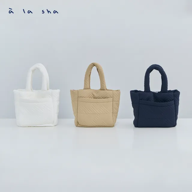 【a la sha】壓紋鋪棉毛毛標大提袋