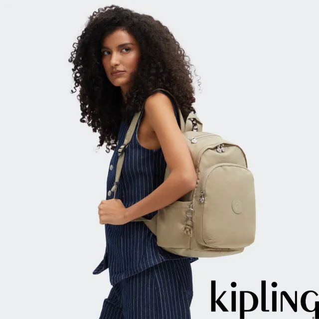 【KIPLING】沙棕色上方拉鍊後背包-DELIA