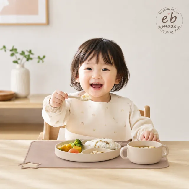 日本食品級耐冷耐熱隨身攜帶可折疊收納星星白金矽膠餐墊