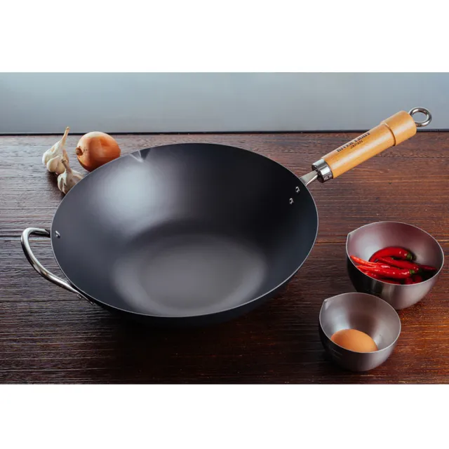 【PREMIUM 極】日本製無塗層不易生鏽鐵製北京鍋 30cm 超值兩件組(高品質玻璃鍋蓋+北京鍋)