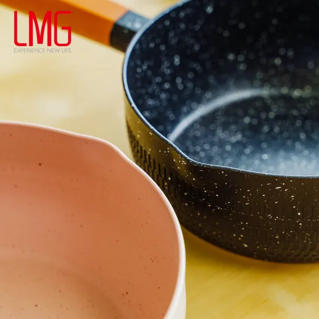 【LMG】全新升級日式錘紋不沾雪平鍋附蓋20cm-IH爐可用鍋(不沾鍋 適用各種爐具)