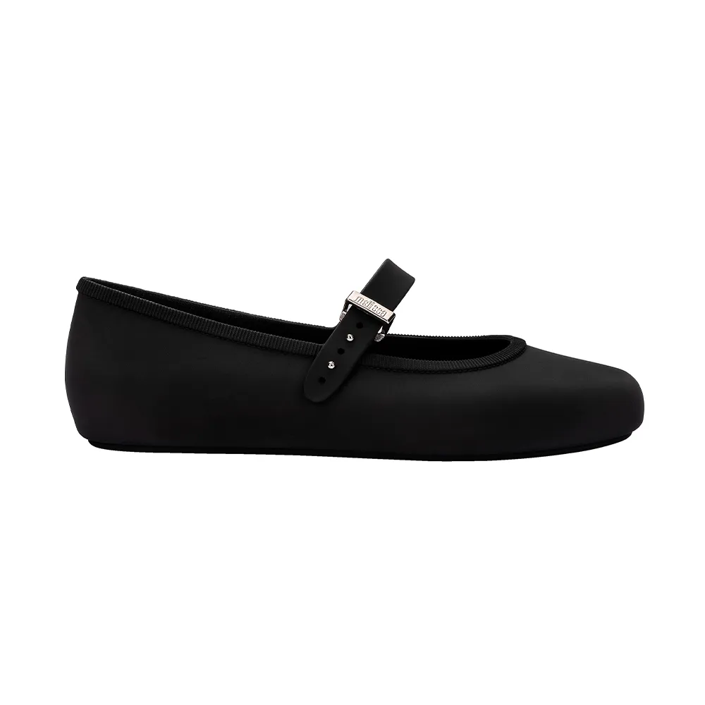 【Melissa】圓頭素面瑪莉珍鞋(黑色)