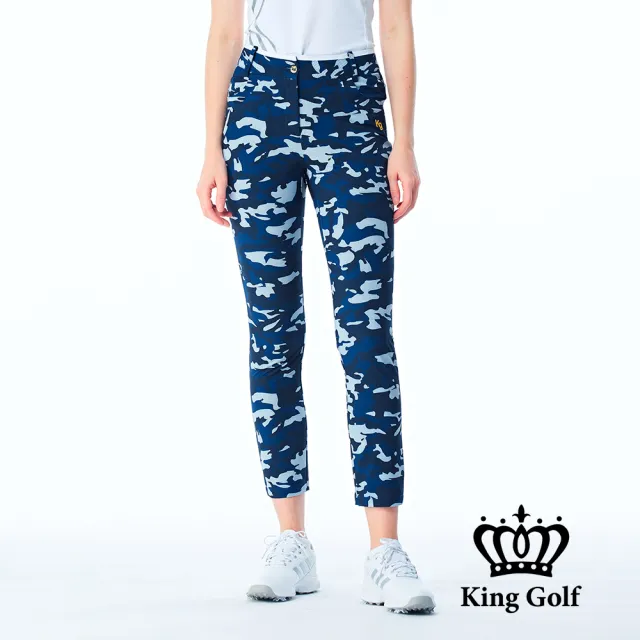 【KING GOLF】網路限定款-女款立體皇冠刺繡滿版數位迷彩印圖舒適修身休閒長褲/高爾夫球褲-藍色