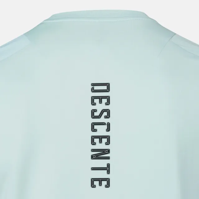 【DESCENTE】短袖上衣 男 快排 MEN GRAPHIC SHORT SLEEVE T-SHIRTS 藍 SR221TTS42-BLU0