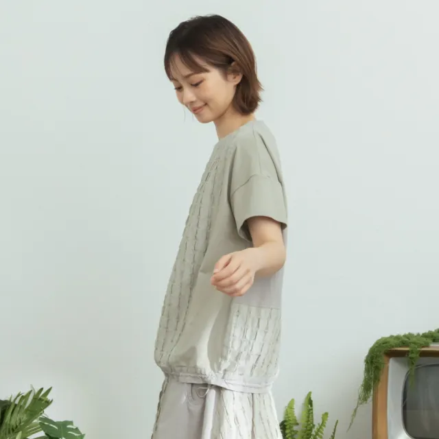 【MOSS CLUB】異材質皺皺布拼接短袖上衣 黑 灰