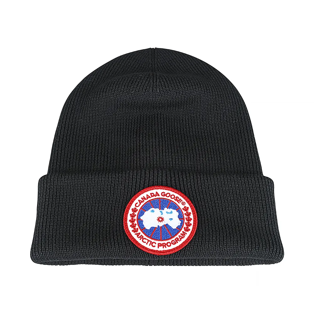 【CANADA GOOSE】CANADA GOOSE 北極地形LOGO布標羊毛螺紋毛帽(黑)