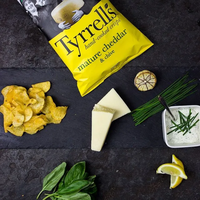 【Tyrrells】泰勒思英國洋芋片 無麩質 135g-150g/包x四包組 (任選口味)