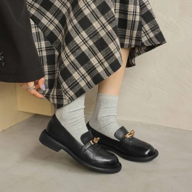 【WYPEX】質感鈕扣真皮樂福鞋女鞋低跟皮鞋