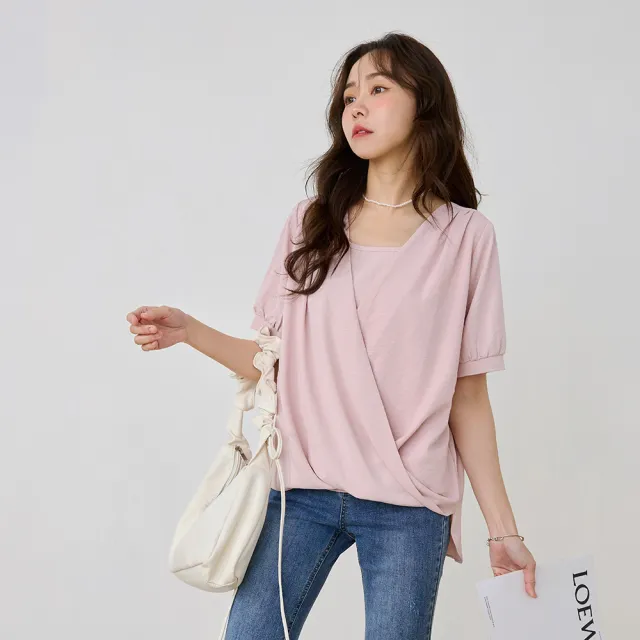 【OB 嚴選】假兩件V字造型領短袖上衣 《AB21354-》 適 M~XL