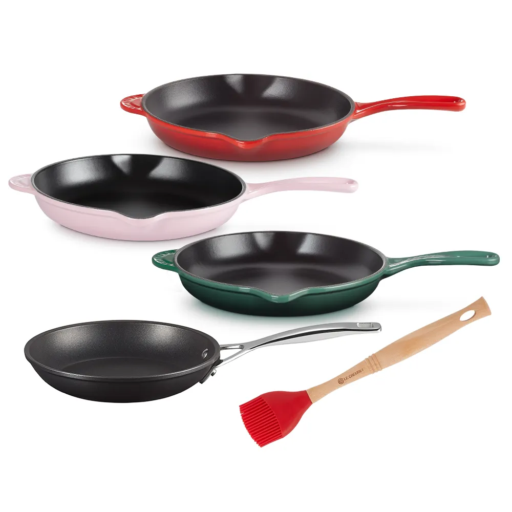 【Le Creuset】琺瑯鑄鐵單柄圓煎盤23cm 雪紡粉/櫻桃紅/綠光森林 3色選1+TNS單柄平煎鍋20cm(贈V油刷-櫻桃紅)