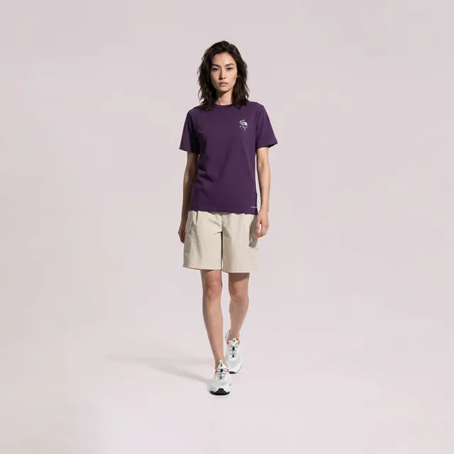 【The North Face】TNF 短袖上衣 W CITY TRAVERSE RELAXED SS TEE GRAPHIC - 女 紫 (NF0A8GXBG5O)