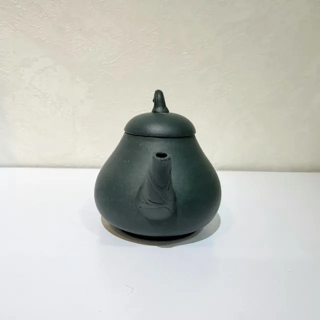 【創藝工坊】宜興早期紫砂壺 綠泥 瓢瓜壺(120cc 完整美品 茶壺茶具 宜興紫砂壺)