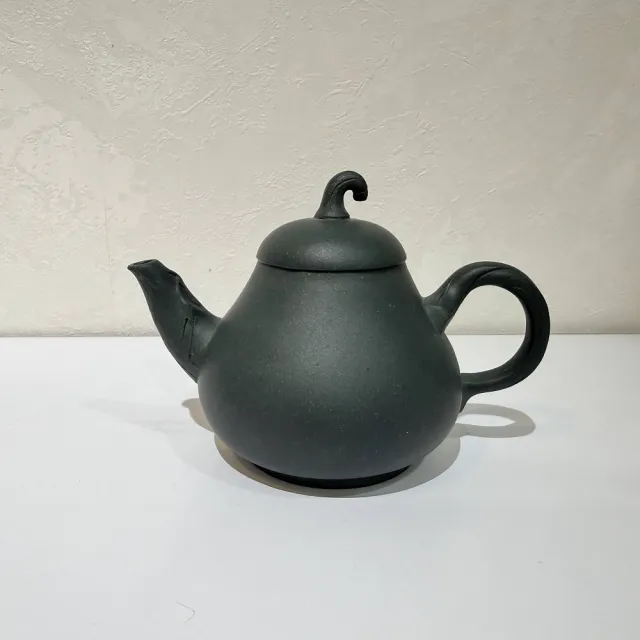 【創藝工坊】宜興早期紫砂壺 綠泥 瓢瓜壺(120cc 完整美品 茶壺茶具 宜興紫砂壺)