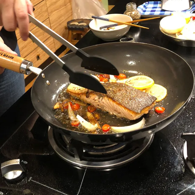 【PREMIUM 極】RIVER LIGHT日本製窒化鐵平底鍋28cm(不易生鏽無塗層極鐵鍋)