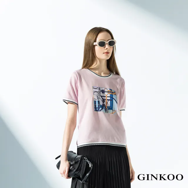 【GINKOO 俊克】圖騰印花配色螺紋上衣