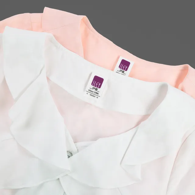 【ILEY 伊蕾】交叉荷葉領排釦縲縈上衣(兩色；M-XL；1232021036)