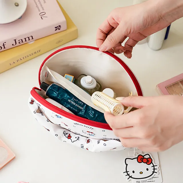 【SANRIO 三麗鷗】雙11 凱蒂貓便攜手拿貝殼化妝包 (Hello Kitty)