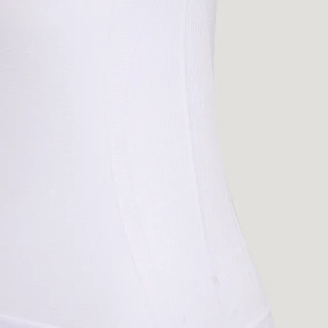 【adidas 愛迪達】運動 休閒 短袖 T恤 女上衣 SEAMLESS SS TEE(LF5030)