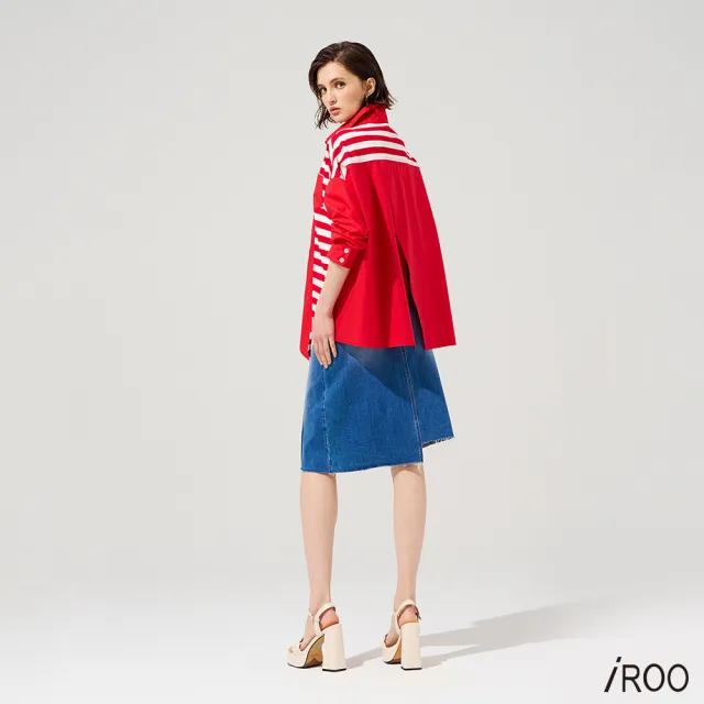 【iROO】不規則立裁剪接紅白條襯衫