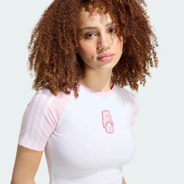【adidas 愛迪達】Cb Tee 女 T恤 運動上衣 休閒短袖 白 粉紅袖 亞版 短版(KR9628)